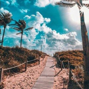 Meet your Posher, Monica